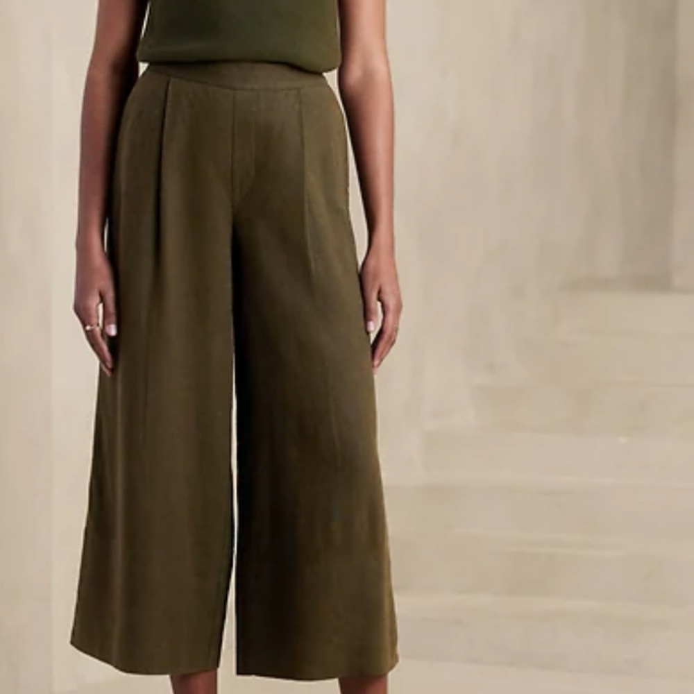 Banana Republic Olive Wide Leg Linen Trousers